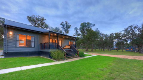 Quaffers On Storm King - Whitsundays Accommodation 0