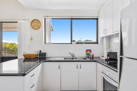 Quaint 2-Bed Beach Abode With Ocean Views - Whitsundays Accommodation 2