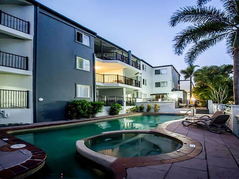 Quality Esplanade Apartment - Whitsundays Accommodation 0