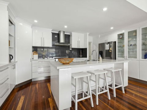 Quay-Largo - Whitsundays Accommodation 2