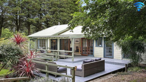 Que Sera - Whitsundays Accommodation 0
