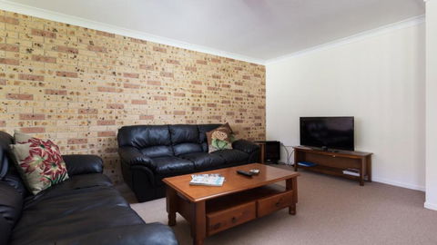 Quiet And Private Duplex - Whitsundays Accommodation 3