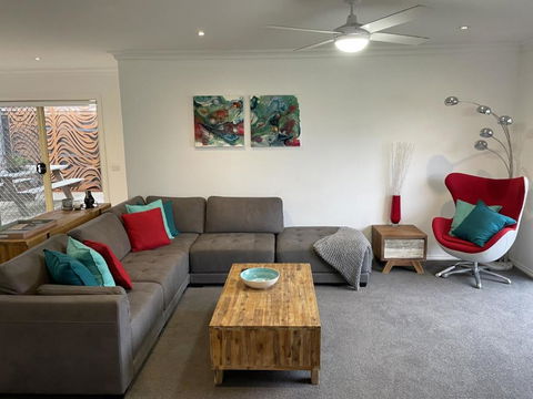 R&R By The Bay In Prime Location - Whitsundays Accommodation 0