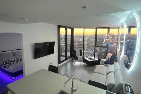 Radiance Residence RnR - Whitsundays Accommodation 0