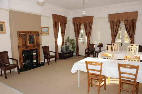 Railway Bistro - Kandos - Whitsundays Accommodation 3