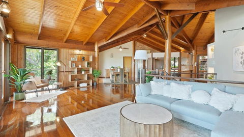 Rainforest Treehouse Sanctuary - With Ocean Views - Whitsundays Accommodation 1