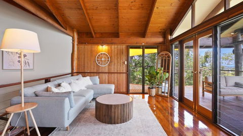 Rainforest Treehouse Sanctuary - With Ocean Views - Whitsundays Accommodation 3