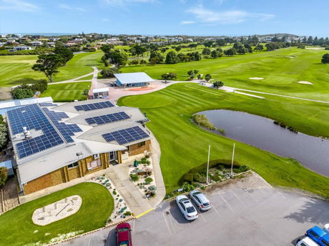 Range View House 23 Bristow Smith Ave Goolwa South-No Linen Included - Whitsundays Accommodation 1