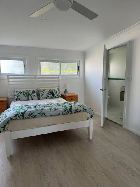 Rare Broulee Beachfront House - Whitsundays Accommodation 1