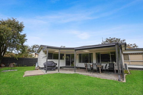 Raymond Island Retreat - Whitsundays Accommodation 3