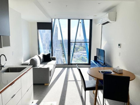 Readyset Apartments On Bouverie - Whitsundays Accommodation 2