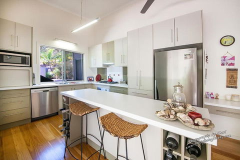 Recovery On Discovery Holiday House - Whitsundays Accommodation 2