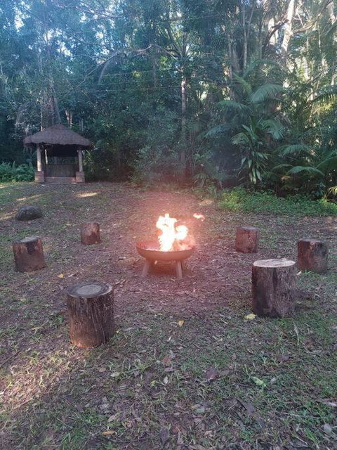 Rainforest Retreat-Fireplace-BBQ-3 Acres- - Whitsundays Accommodation 2