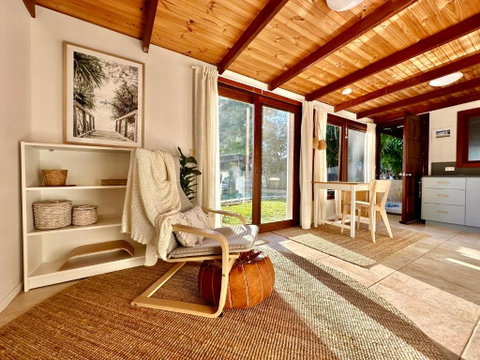 Private Access Retreat 1 Queen Bedroom W Stunning Pool And Ocean Views - Whitsundays Accommodation 0