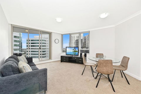 Astra Apartments Chatswood - Brown Street - Whitsundays Accommodation 1