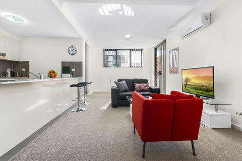 Astra Apartments Liverpool - Whitsundays Accommodation 2