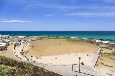 Astra Apartments Newcastle - Whitsundays Accommodation 2