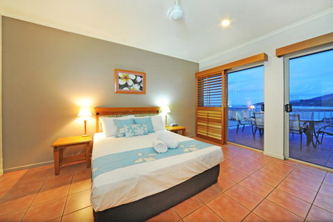 At Boathaven Bay Holiday Apartments - Whitsundays Accommodation 2