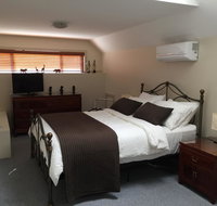 Atina Rocks Country Homestead - Whitsundays Accommodation