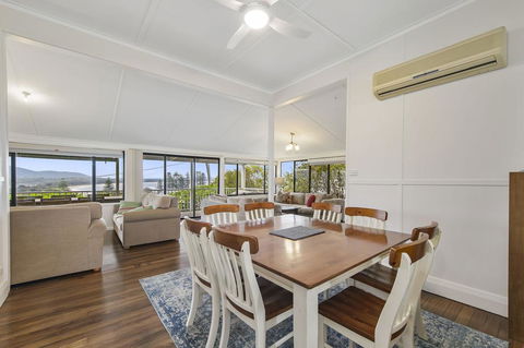 Aurelia, 14 Stewart Street - Whitsundays Accommodation 2