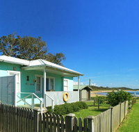 Aurora Beachfront Cottage - Whitsundays Accommodation