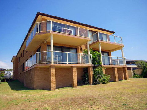 Avilla Court 2 - Whitsundays Accommodation 2