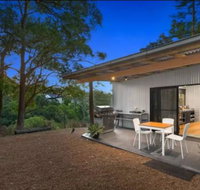 Avoca Beach and Bush - Whitsundays Accommodation