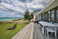 Azure Absolute Beachfront - Pet Friendly