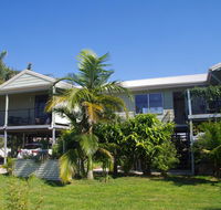 BB Squeakygate Retreat - Whitsundays Accommodation