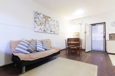 B3 Walk To UWA, Swan River On The Nedlands Border - Whitsundays Accommodation 0