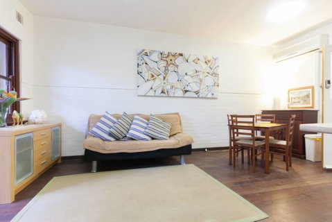 B3 Walk To UWA, Swan River On The Nedlands Border - Whitsundays Accommodation 1