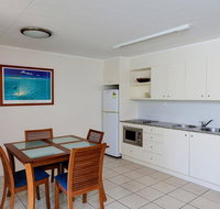 Baden 50 - Rainbow Shores Swimming pool walk to beach tropical surroundings - Whitsundays Accommodation
