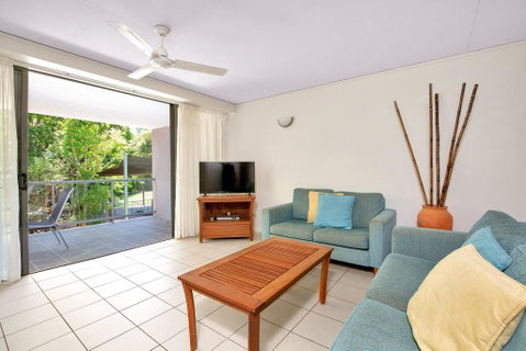 Baden 62 - Rainbow Shores, Beach Escape, Air Con, Pool, All Beds Made - Whitsundays Accommodation 1