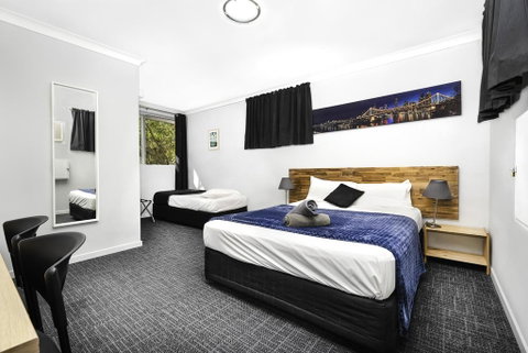 Bald Hills Motel - Whitsundays Accommodation 0