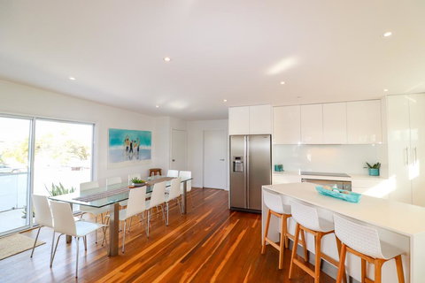 Bali St BeachHouse - Whitsundays Accommodation 2