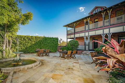 Ballina Manor Boutique Hotel - Whitsundays Accommodation 1