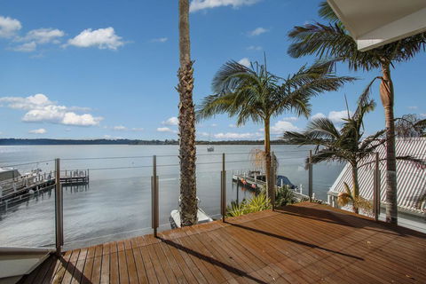 Bancroft Bay Frontage - Whitsundays Accommodation 1