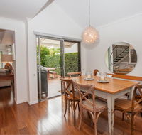 Barbados Noosa - Whitsundays Accommodation