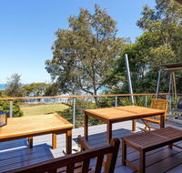 Barefoot Beach House - Whitsundays Accommodation