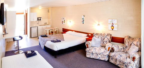 Barham Bridge Motor Inn - Whitsundays Accommodation 1
