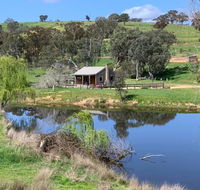 Baroona Cottage - Whitsundays Accommodation