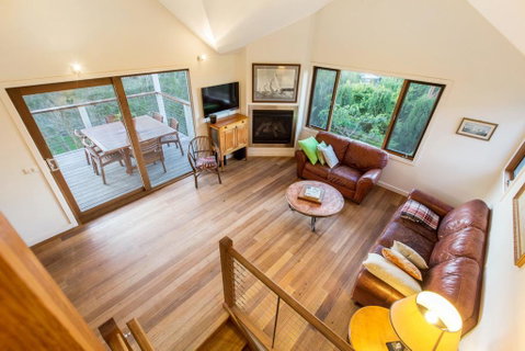 BAY VIEWS ON MANNA - DROMANA - Whitsundays Accommodation 1