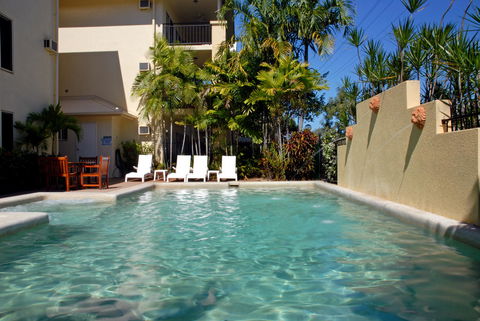 Bay Village Tropical Retreat & Apartments - Whitsundays Accommodation 1