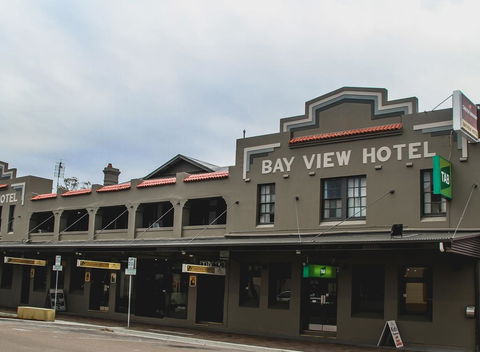 Bayview Hotel - Batemans Bay - Whitsundays Accommodation 0