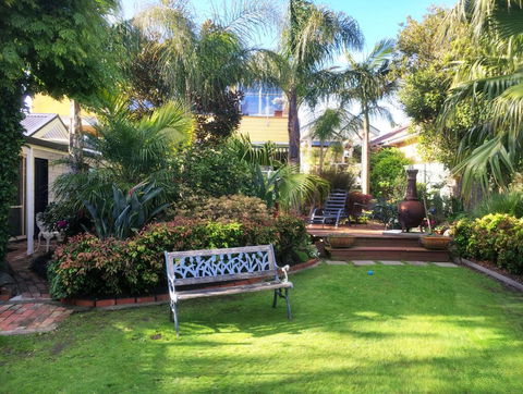 Bayview Studio - Whitsundays Accommodation 0
