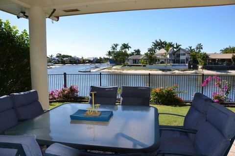 Bayz Maroochy Waters - Whitsundays Accommodation 1