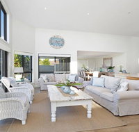 Beach 'Shac' on Parkway - Whitsundays Accommodation
