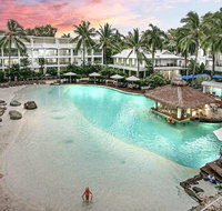 Beach Club Palm Cove - Whitsundays Accommodation