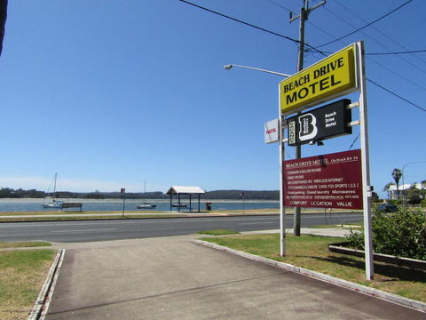 Beach Drive Motel - Whitsundays Accommodation 0