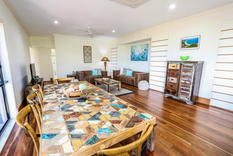 Beach Fansea - Whitsundays Accommodation 3